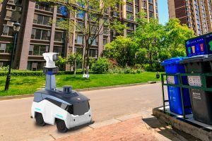 上海巡检机器人正式投入使用：智能科技守护城市安全