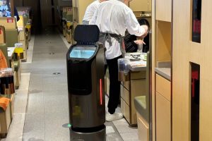 浦东新区智能机器人定做需要具备什么条件？