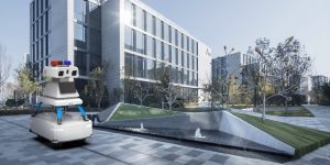 科技园区全天候的守护者：APV-SD安保巡逻机器人