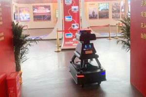 安防机器人定制需要具备什么条件呢？